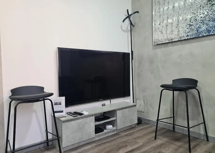 Apartment Udine דירה *